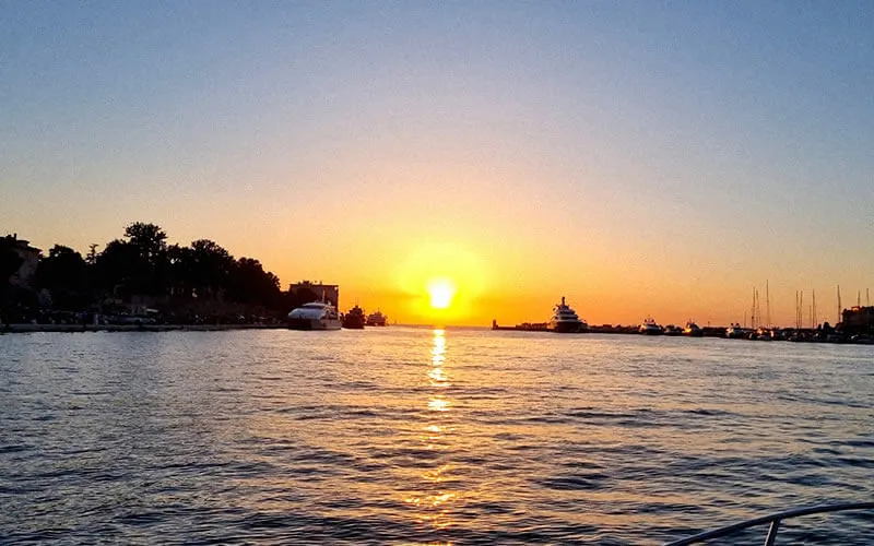 Sunset private boat tour promo